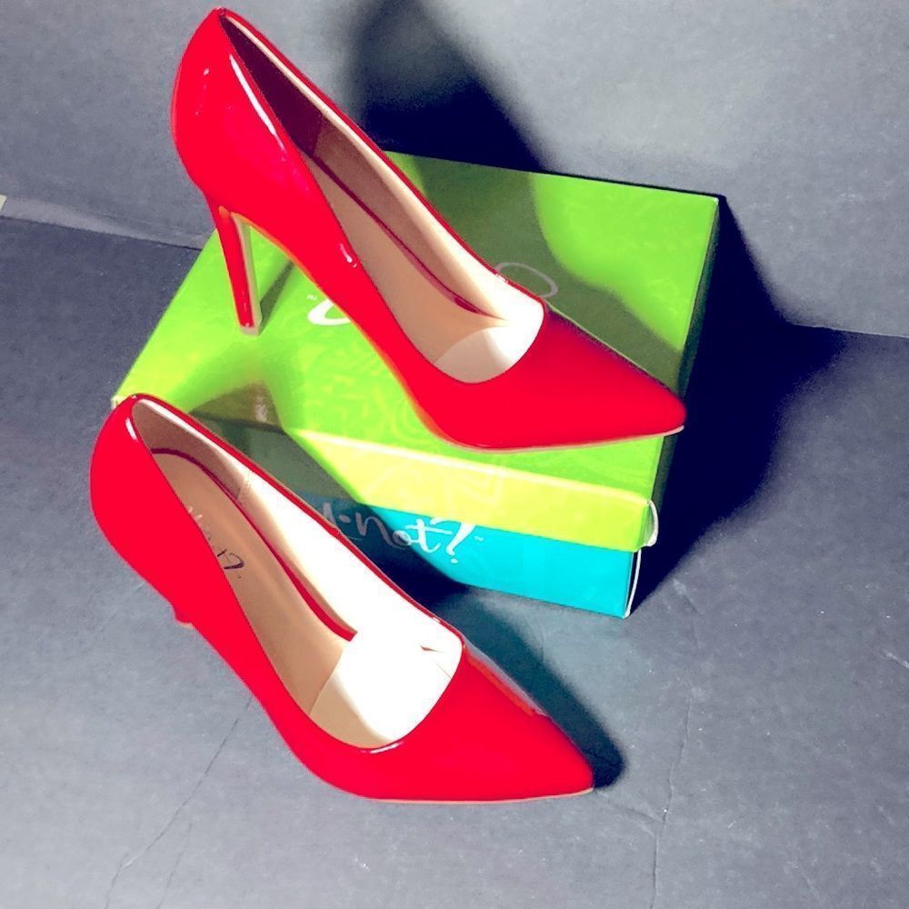 - NWT Ladies Sexy Red  Patent High Heel in size 7 style Scheme by Y not